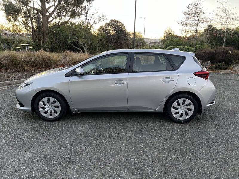 2016 Toyota Corolla GX FWD 1.8P image 5