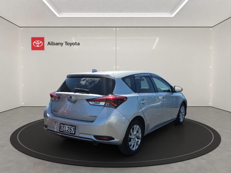 2016 Toyota Corolla HYBRID FWD 1.8P ELECTRIC HA... image 3
