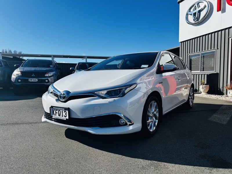2016 Toyota Corolla HYBRID FWD 1.8P Hatch - NZ New image 5