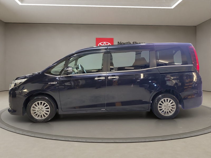 2016 Toyota Esquire 1.8L Hybrid GI 2WD SUV image 4