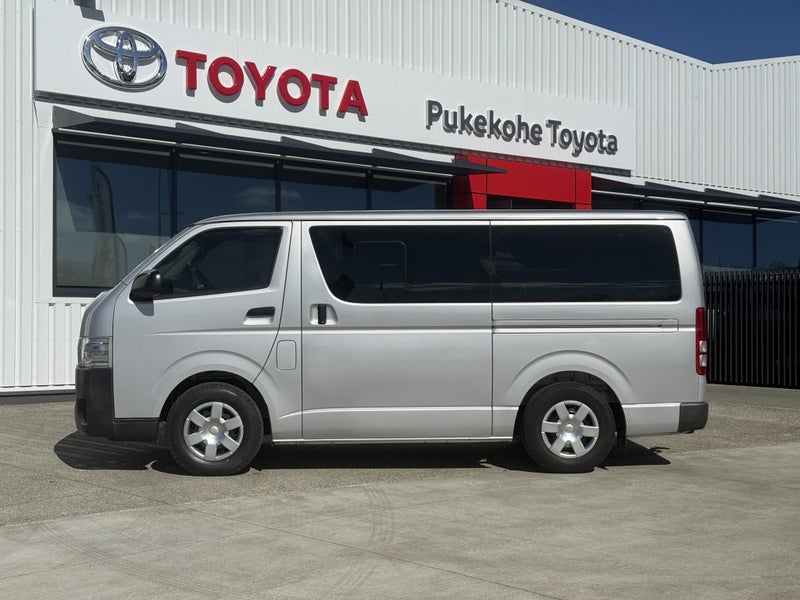 2016 Toyota Hiace ZL RWD 3.0TD VAN - NZ NEW image 3