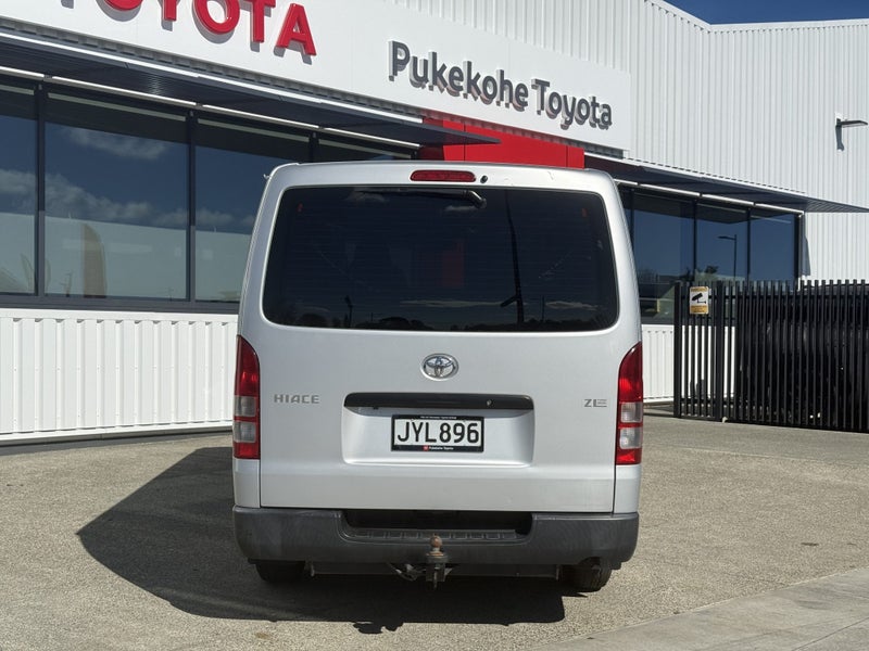 2016 Toyota Hiace ZL RWD 3.0TD VAN - NZ NEW image 4