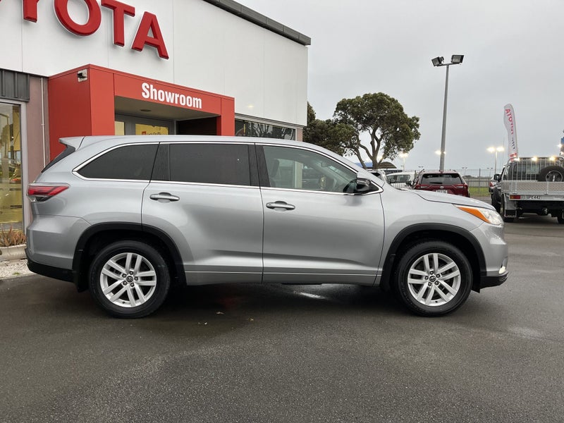 2016 Toyota Highlander GX 3.5P 4WD Automatic SUV image 2