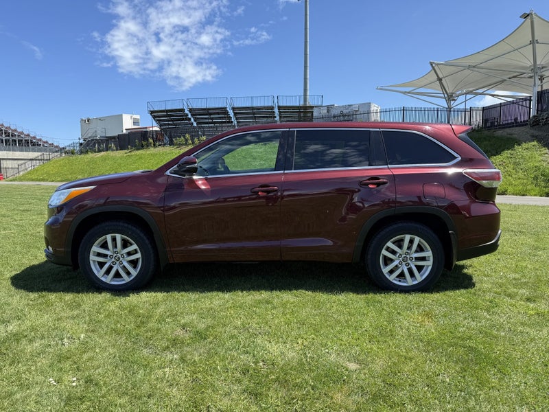 2016 Toyota Highlander GX AWD 3.5 V6 Auto 7 Sea... image 4