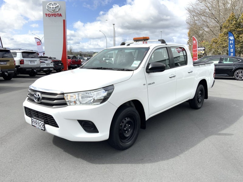 2016 Toyota Hilux 2.8 Diesel Manual NZ New !! image 4