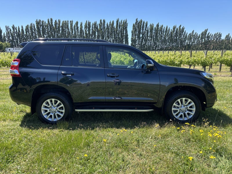 2016 Toyota Land Cruiser Prado VX 4WD 2.8D SUV/... image 3