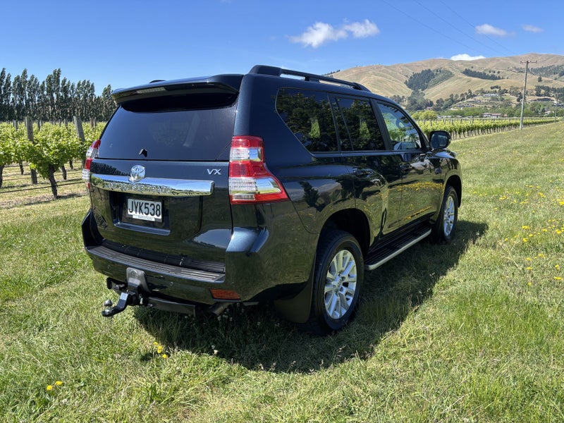 2016 Toyota Land Cruiser Prado VX 4WD 2.8D SUV/... image 4