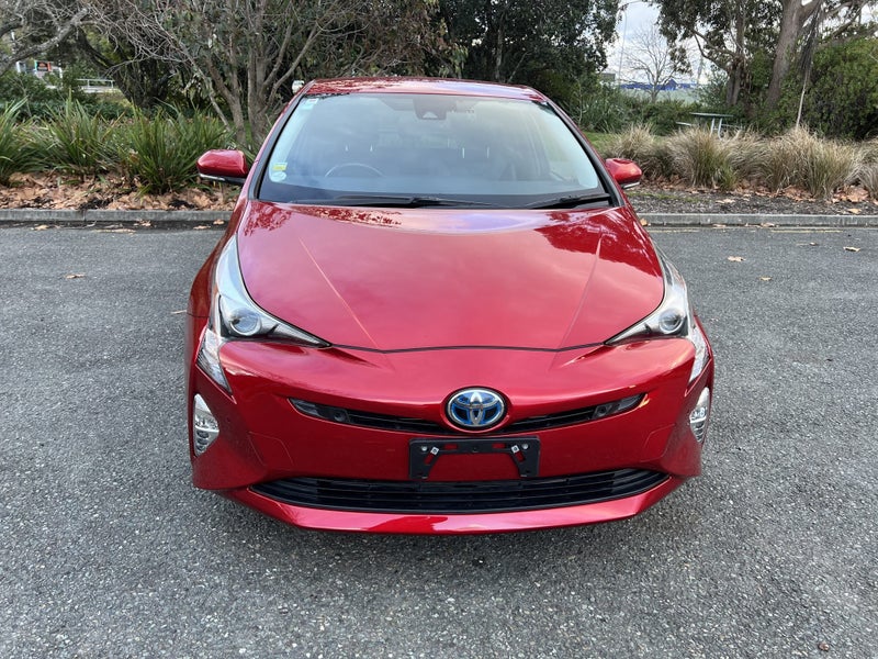 2016 Toyota Prius 1.8 Hybrid A Touring Selectio... image 2