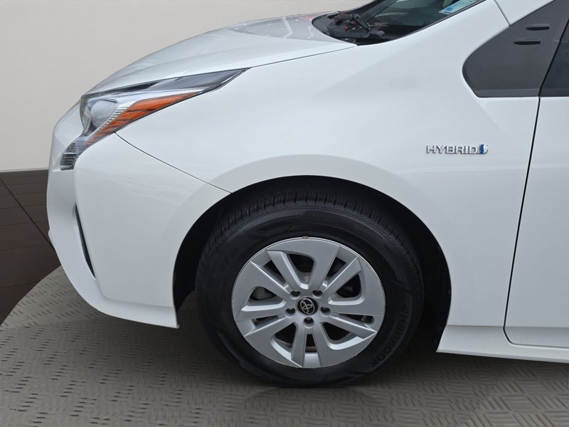 2016 Toyota Prius 1.8 Hybrid E 5 Dr Hatch CVT 2... image 5