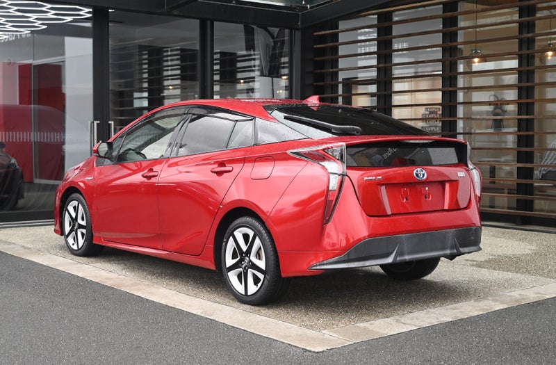 2016 Toyota Prius 1.8 Petrol Hybrid S FWD Hatch... image 2