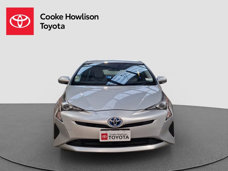 2016 Toyota Prius S 1.8L image 2