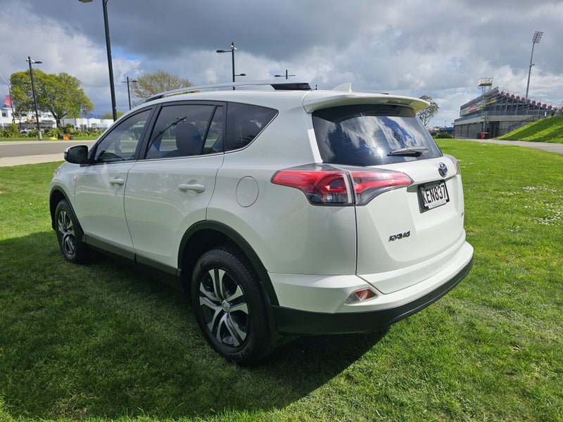 2016 Toyota RAV4 GX AWD 2.5P Automatic SUV image 5