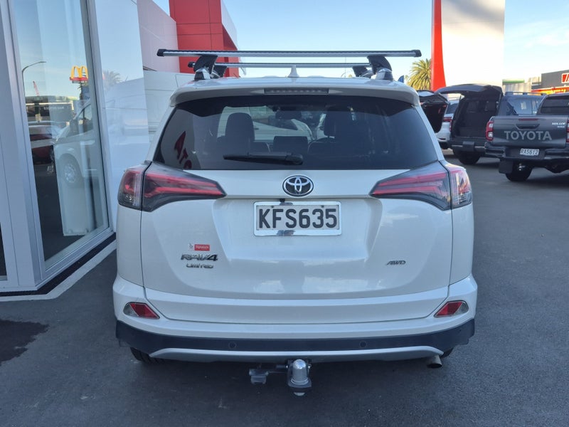 2016 Toyota RAV4 Limited 2.5P 4WD Auto image 4