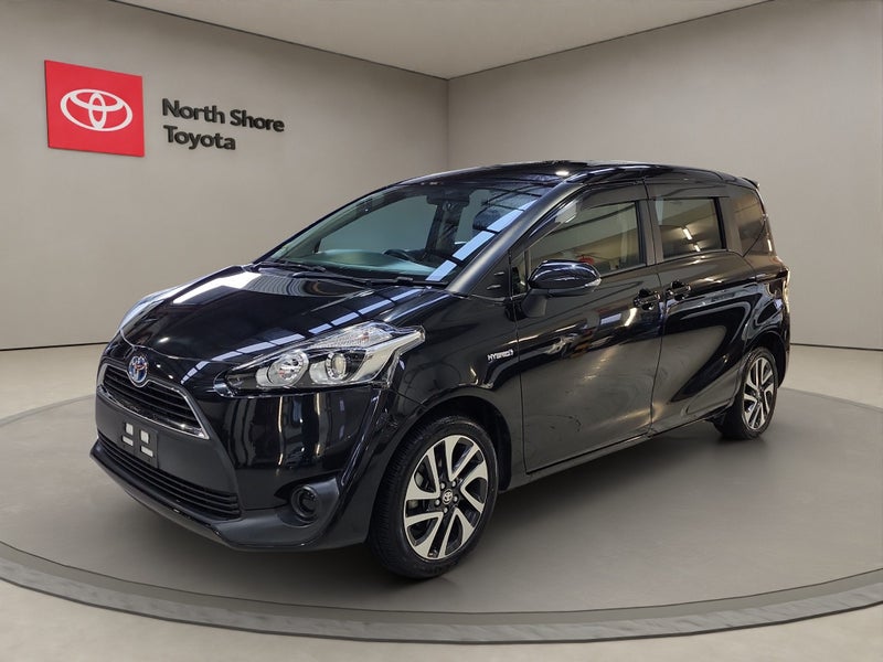 2016 Toyota Sienta 1.5L Hybrid X 2WD image 4