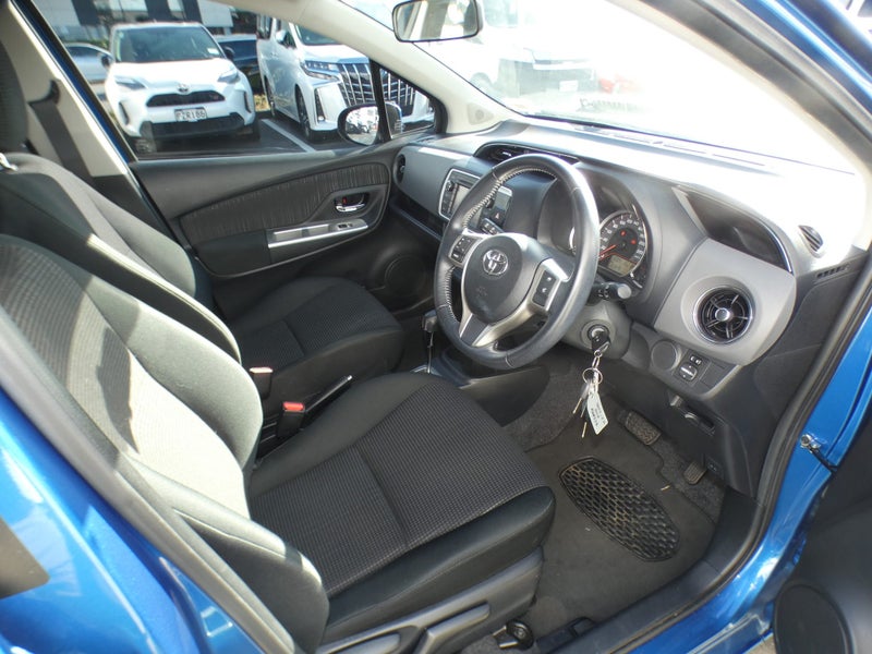 2016 Toyota Yaris SX FWD 1.5P HATCH/5 4AT image 2