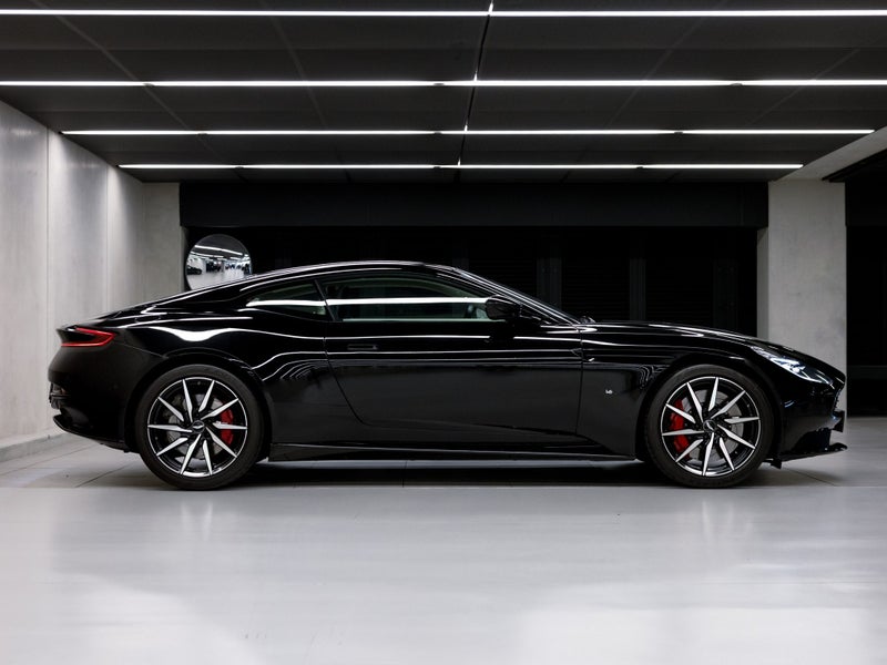 2017 Aston Martin DB11 V12 image 3