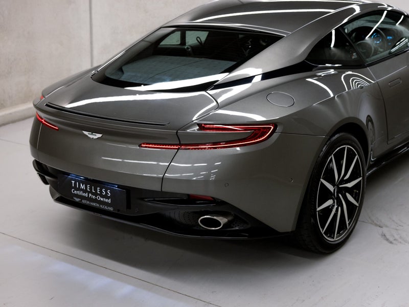 2017 Aston Martin DB11 V12 image 4