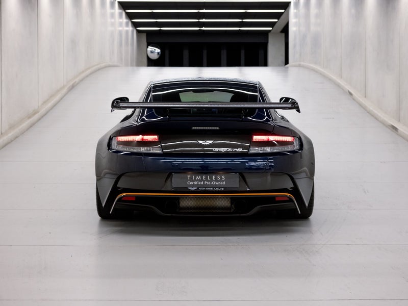 2017 Aston Martin Vantage GT8 image 3