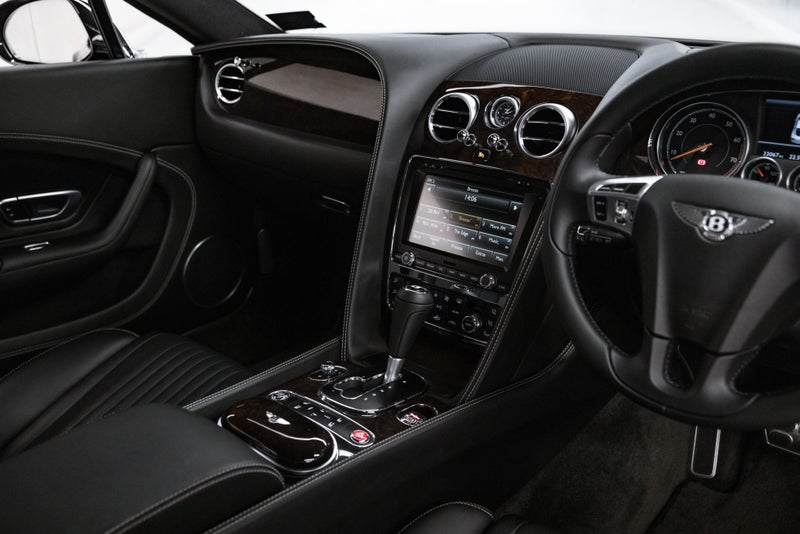 2017 Bentley Continental GT V8 image 5