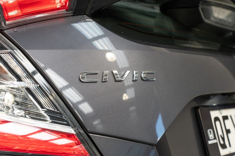 2017 Honda Civic SX 1.8L i-VTEC Auto image 3