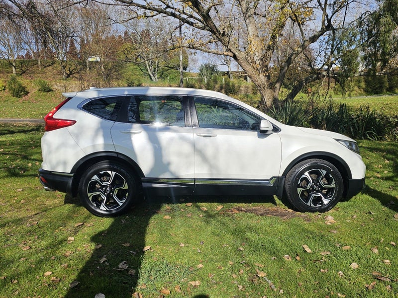 2017 Honda CR-V 2WD SPORT 7 1.5PT image 5