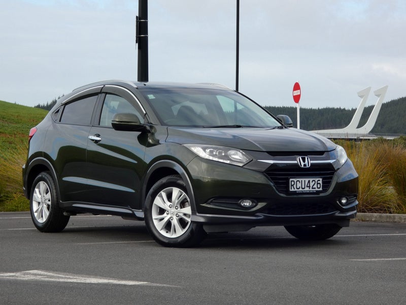 2017 Honda HR-V Awd image 3