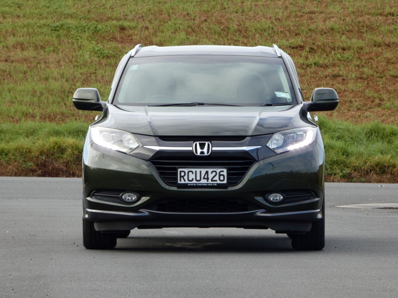 2017 Honda HR-V Awd image 4