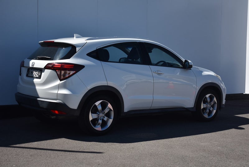 2017 Honda HR-V L image 4