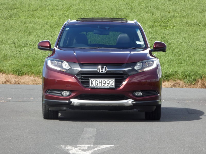2017 Honda HR-V Sport image 2