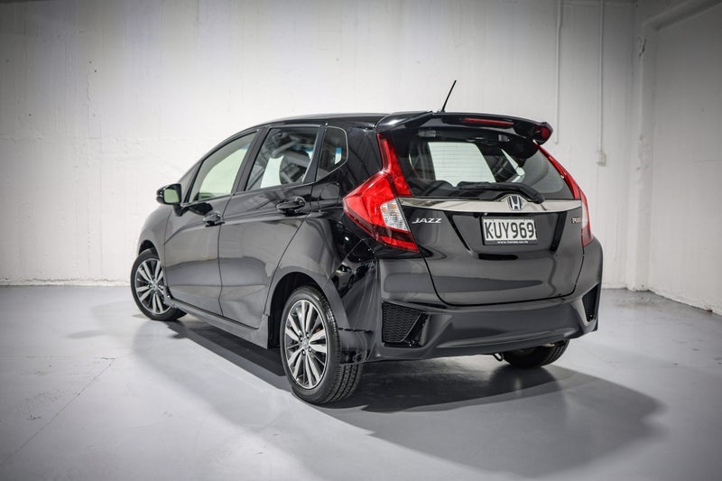 2017 Honda Jazz RS image 5