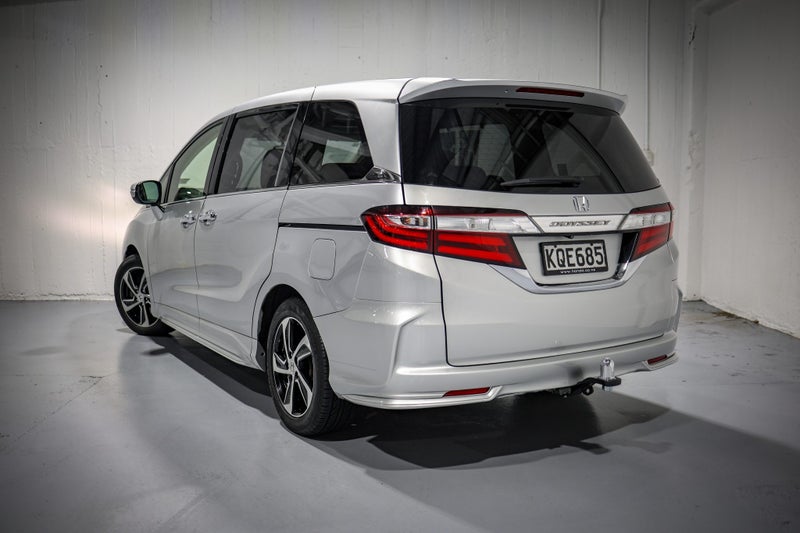 2017 Honda Odyssey L 2.4P image 5