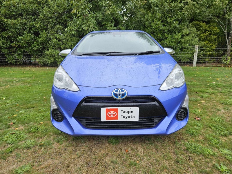 2017 Toyota Aqua 1.5 Hybrid Electric Vehicle G... image 2