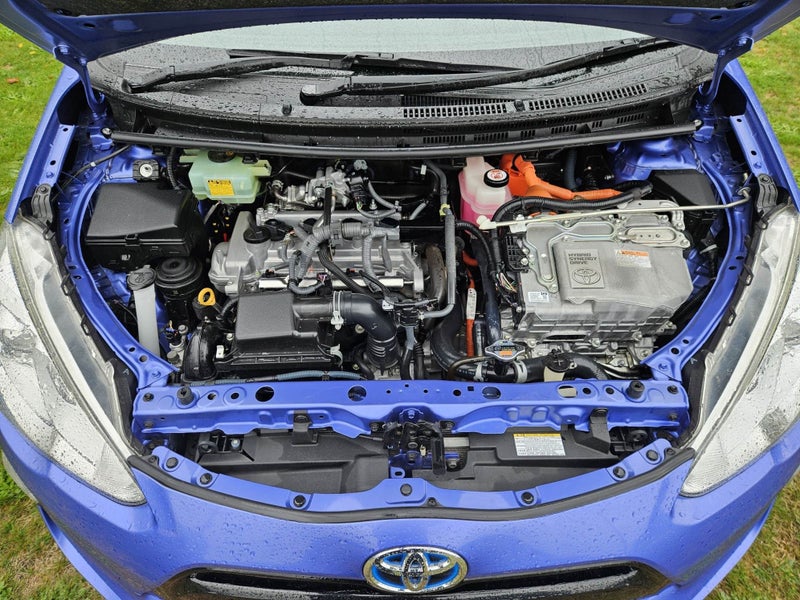 2017 Toyota Aqua 1.5 Hybrid Electric Vehicle G... image 4