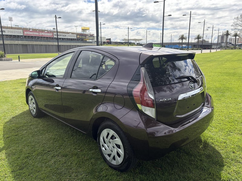 2017 Toyota Aqua 1.5 Hybrid G Soft Leather Auto... image 5