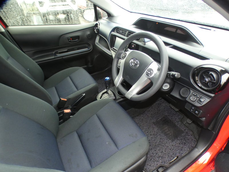 2017 Toyota Aqua 1.5 Hybrid S image 3