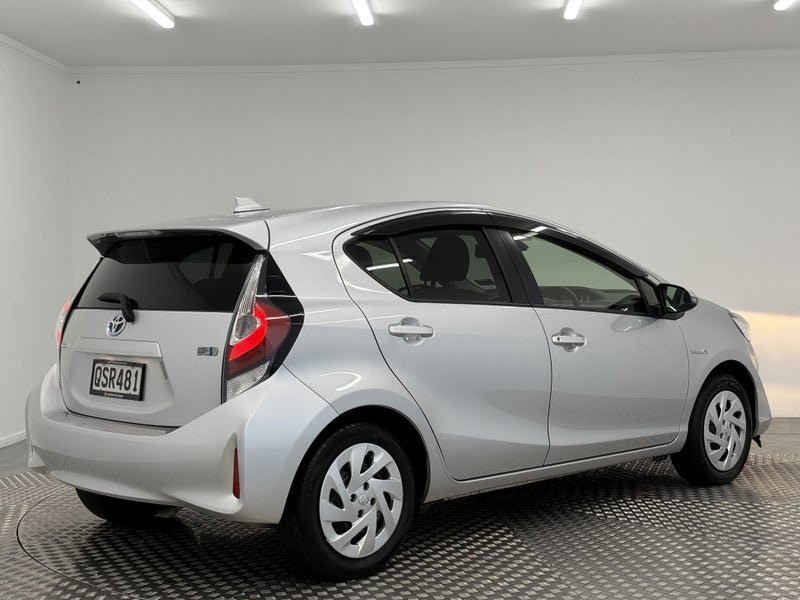 2017 Toyota Aqua 1.5 Hybrid S image 3