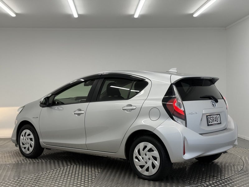 2017 Toyota Aqua 1.5 Hybrid S image 5