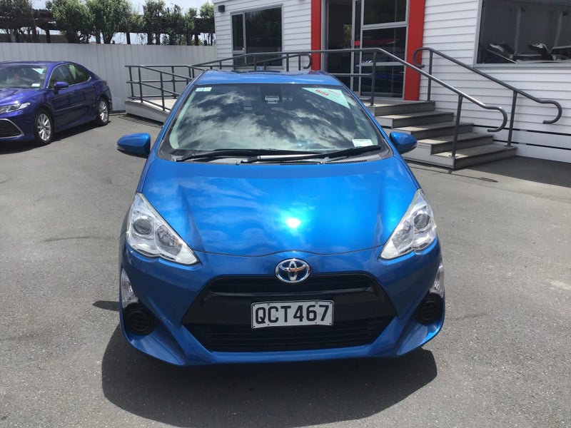 2017 Toyota Aqua 1.5 Hybrid S 5 Dr Hatch CVT 2WD image 2