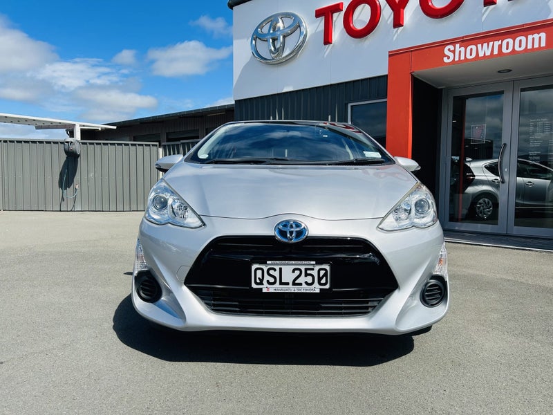 2017 Toyota Aqua 1.5 Hybrid S Automatic Hatch image 2