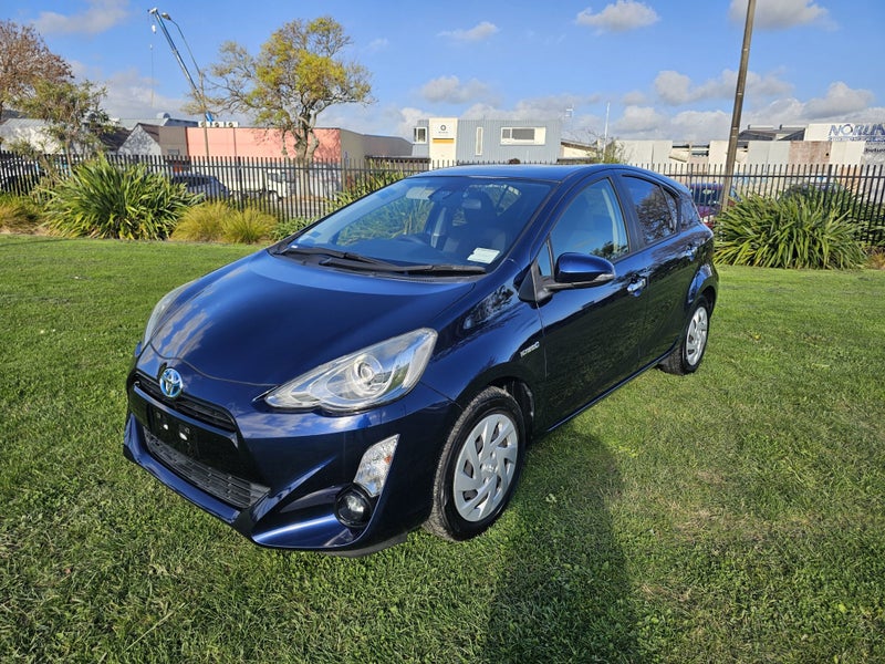 2017 Toyota Aqua 1.5 Hybrid S Hatch - Certified... image 3