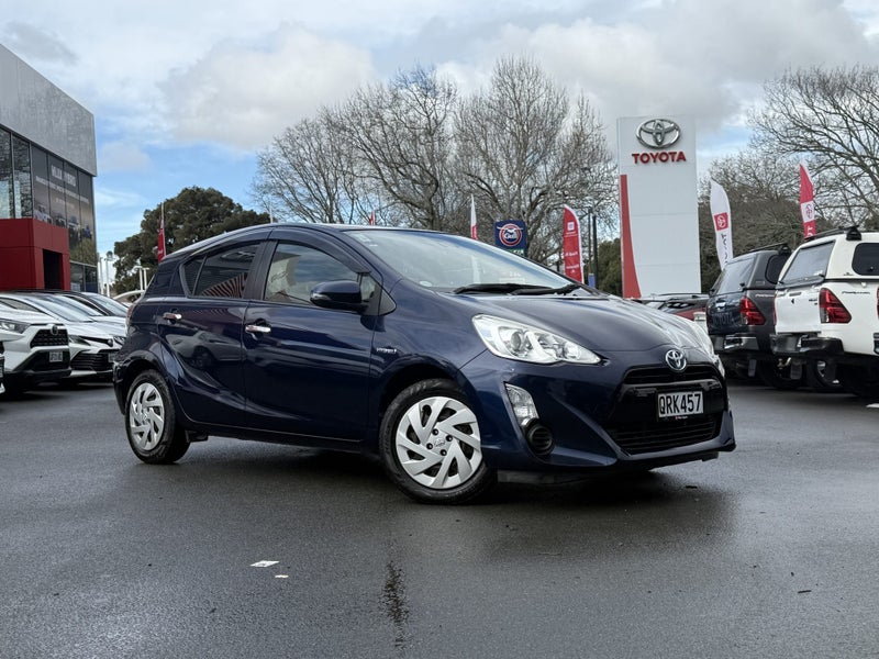 2017 Toyota Aqua 1.5 Hybrid S Style Black image 1