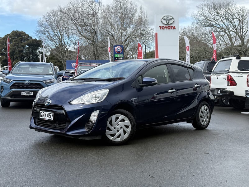 2017 Toyota Aqua 1.5 Hybrid S Style Black image 2