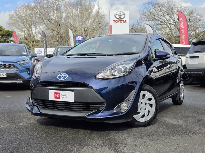 2017 Toyota Aqua 1.5 Hybrid S Style Black 5 Dr... image 3