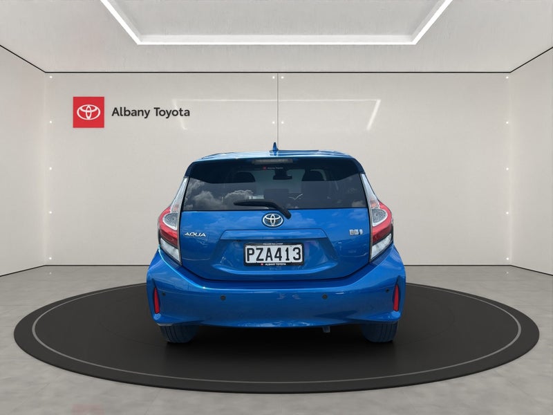 2017 Toyota Aqua 1.5L Hybrid image 4