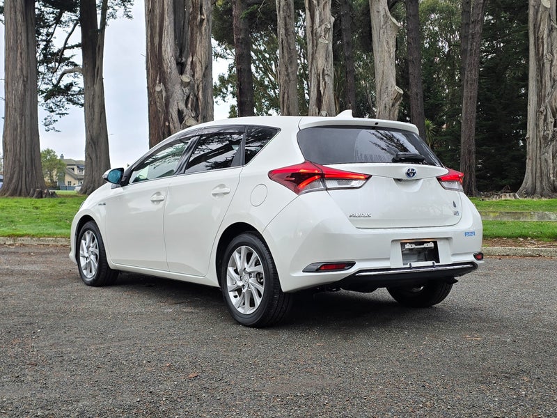 2017 Toyota Auris Hybrid image 5
