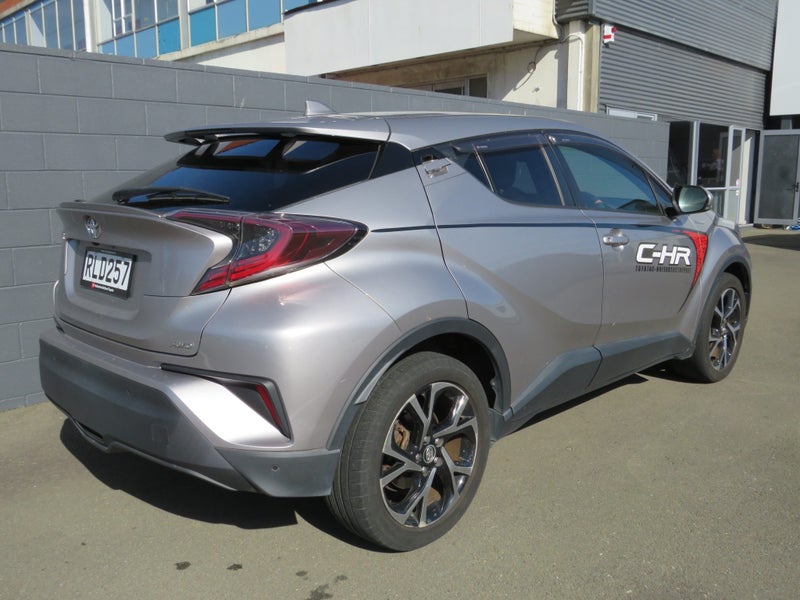 2017 Toyota C-HR 1.2PT image 5