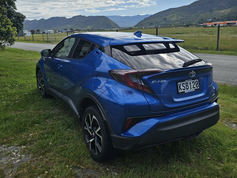 2017 Toyota C-HR 1.2PT CVT AWD SUV/5D/5S image 3