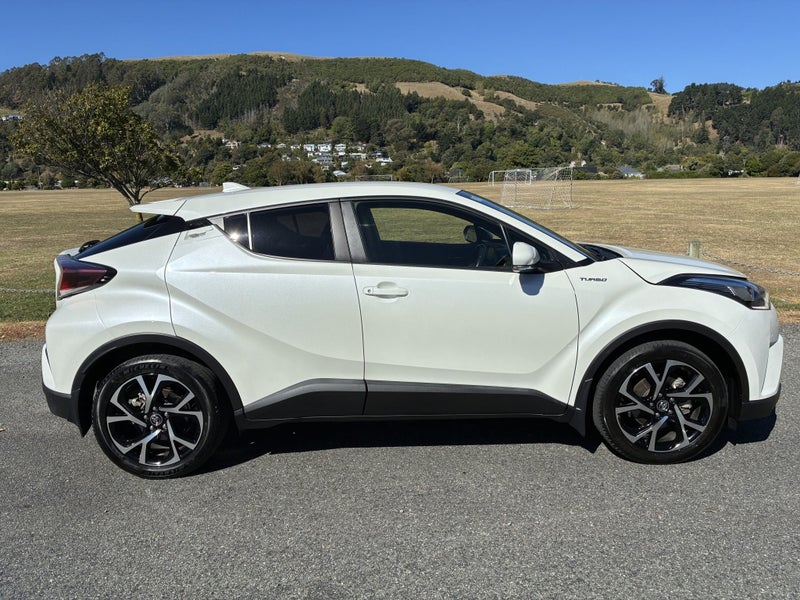 2017 Toyota C-HR 1.2PT CVT AWD SUV/5D/5S image 5