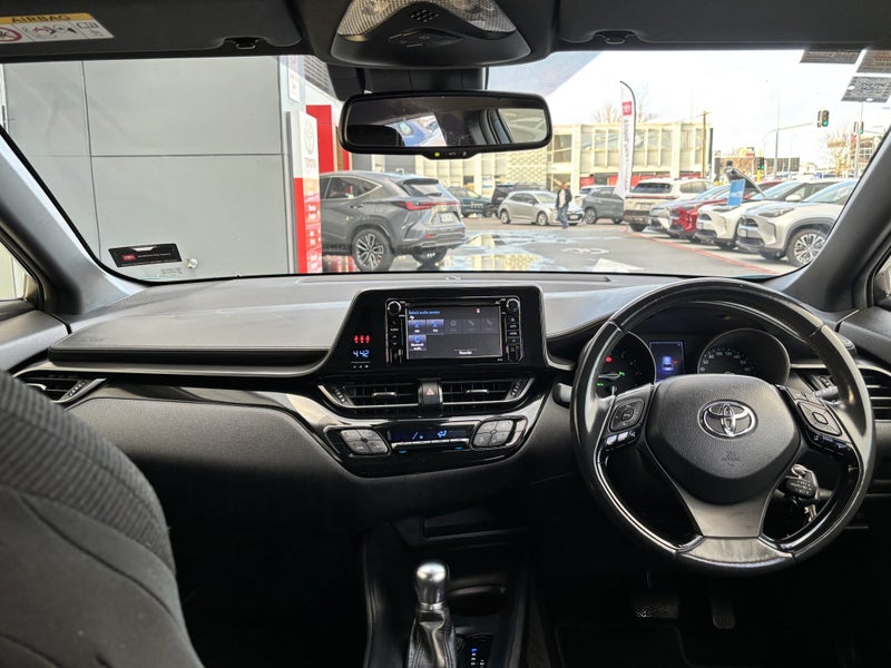 2017 Toyota C-HR 1.2PT CVT AWD SUV/5D/5S (NGFA-... image 2