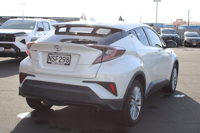 2017 Toyota C-HR 1.2PT CVT FWD SUV/5D/5S image 4